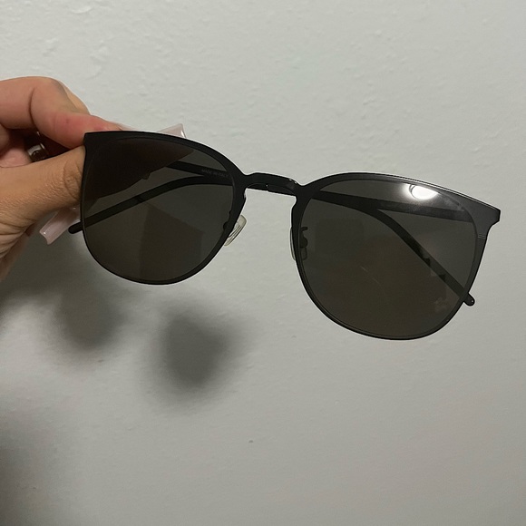 YSL Sunglasses - Picture 2 of 5